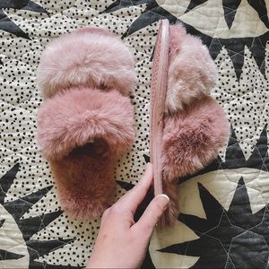 LAUREN CONRAD, Never Worn, Soft Faux Fur Slippers, Size 7/8